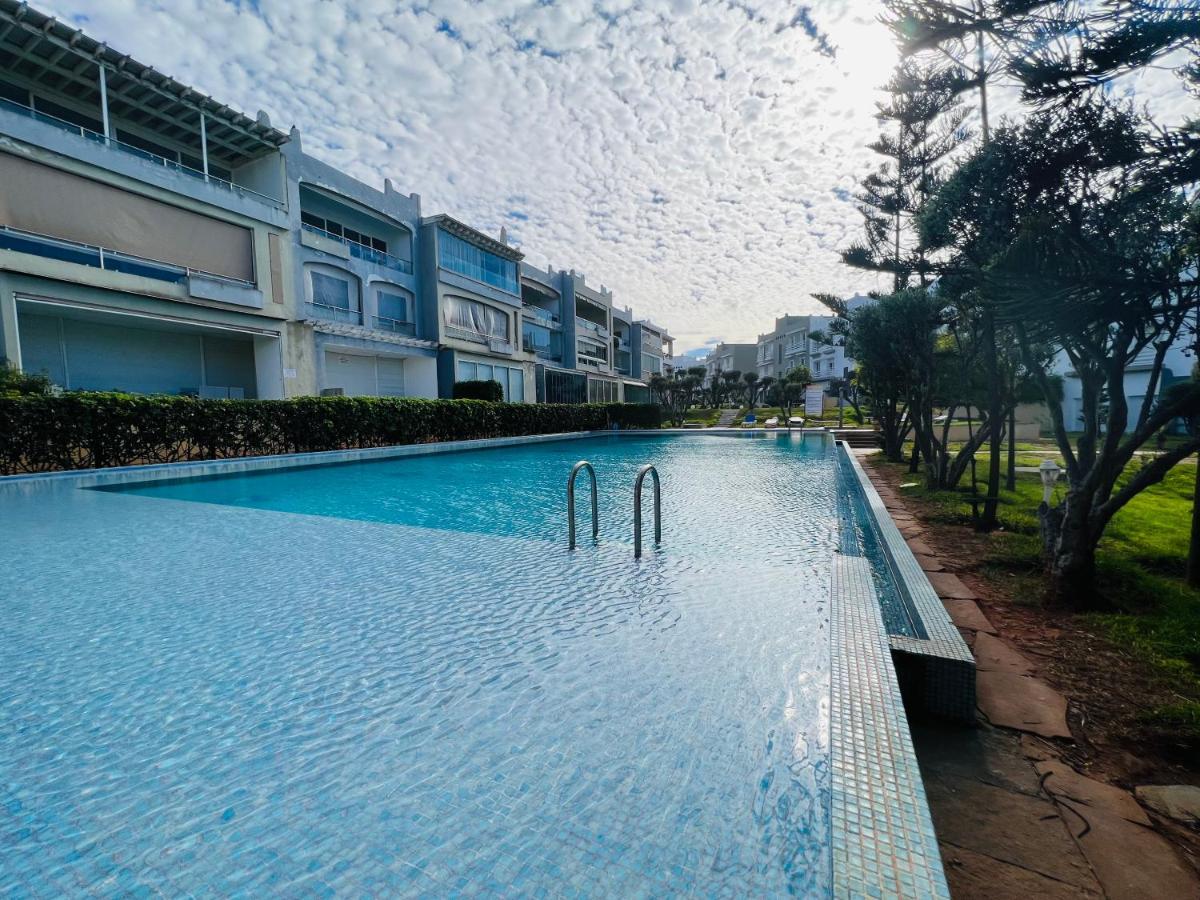 Melrose Beαch Aρραrt Pοοl Vieω Apartment Casablanca Bagian luar foto